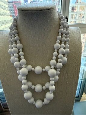NWT Vintage Monet Triple Strand White Arylic Beaded Necklace. Circa 1980’s.